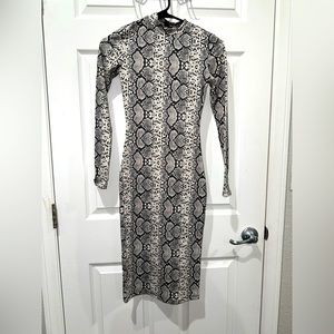 COPY - Xs dress from fashion nova